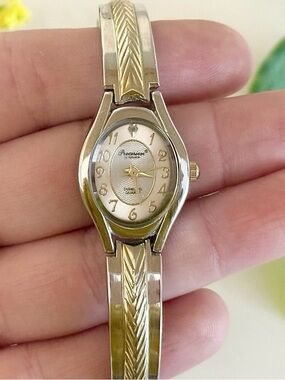 Vintage Gruen Precision Herringbone Diamond Ladies Two-Tone Bracelet Watch WORKS